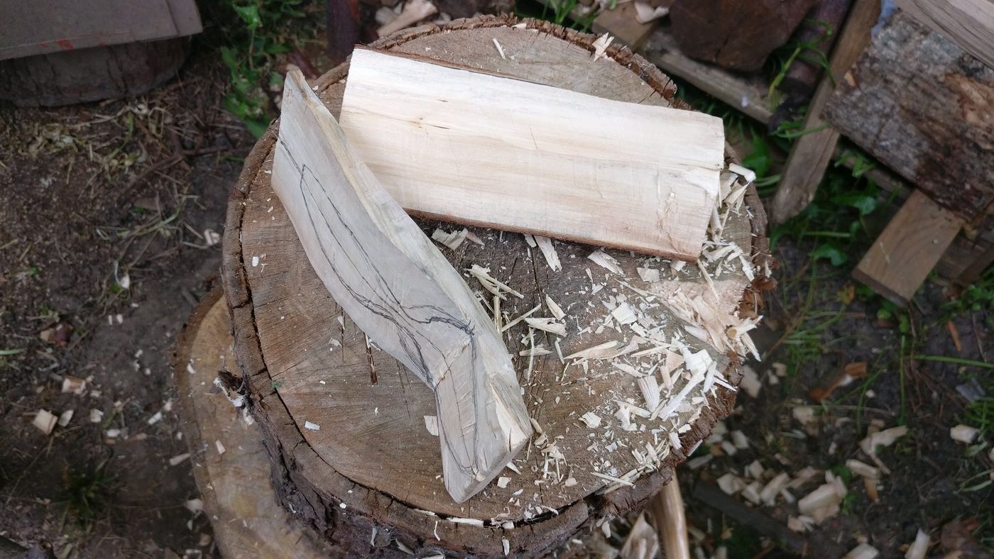 Spoon Carving Stages photo 3